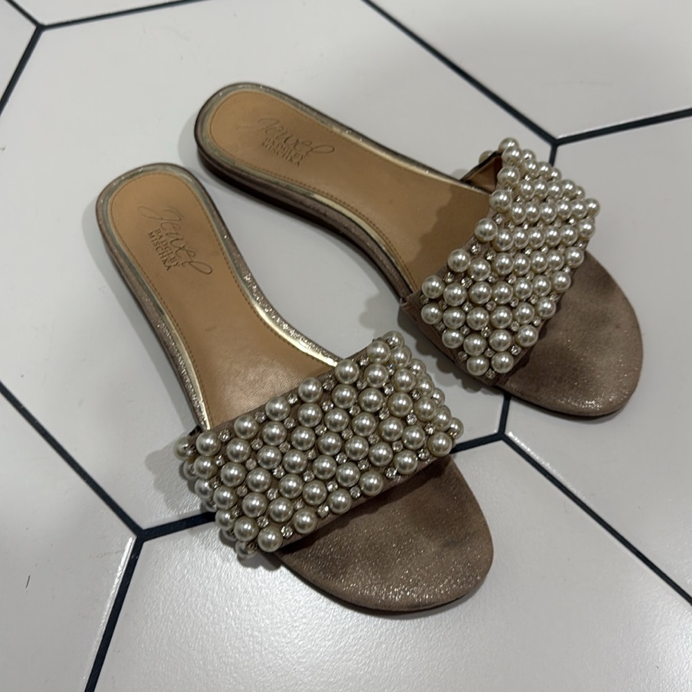 Badgley Mischka Jewel slip on sandal Elegant Pearl Embellished Slide Sandals - Picture 4 of 4